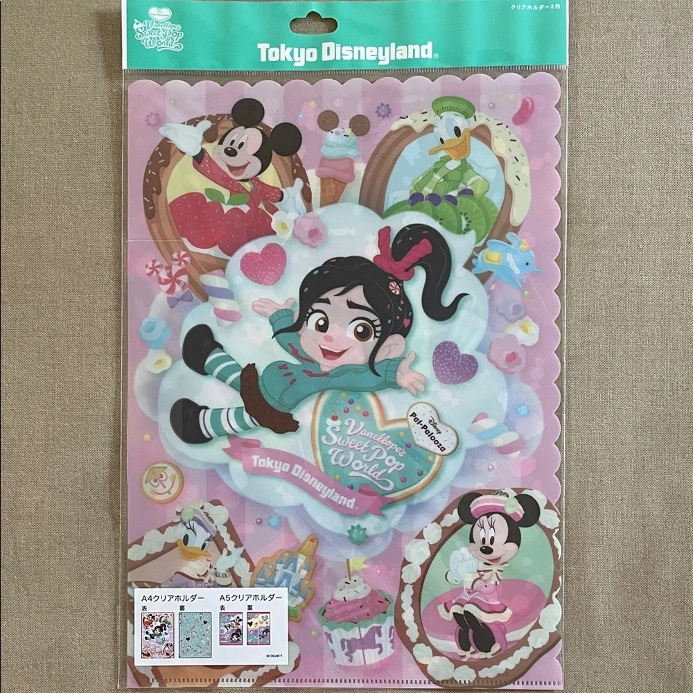 Disney Tokyo Disneyland Vanellope Sheet Protector Set